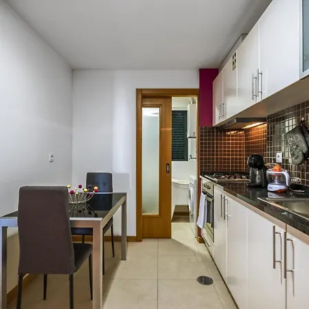 Canico Center By Zest And Guest Santa Cruz (Madeira)