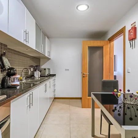 Canico Center By Zest And Guest Santa Cruz (Madeira)