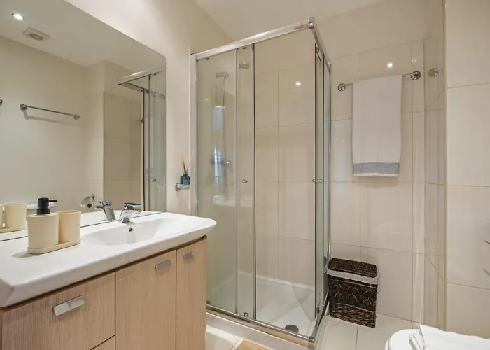 Apartamento Canico Center By Zest And Guest Santa Cruz - Madeira