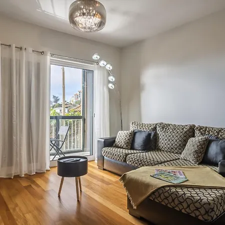 Canico Center By Zest And Guest Διαμέρισμα Σάντα Κρουζ